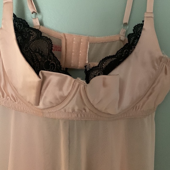 Sheer with lace babydoll. - Picture 2 of 7